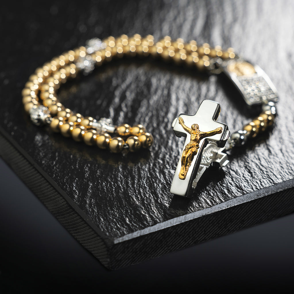 The Rosary for the Dead: How to Pray a Novena for the Church Suffering ...