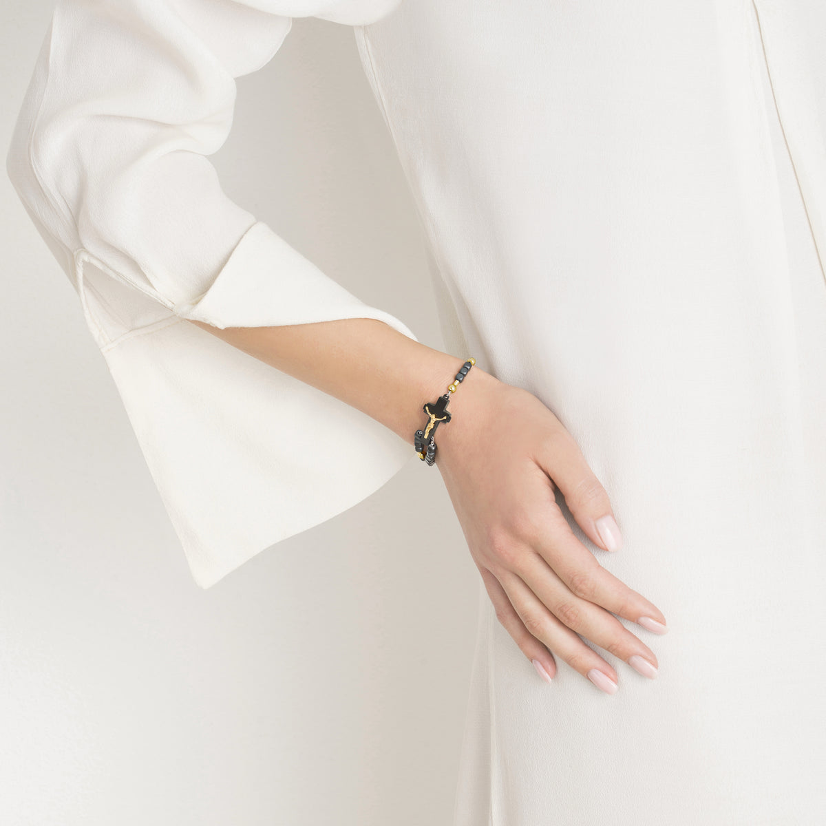 ROSALET® BLACK RHODIUM - SQUARE MATTE HEMATITE BEADS, GOLD PATER, TRADITIONAL