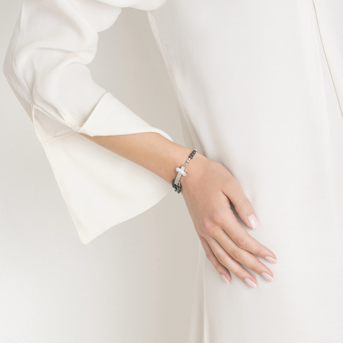 ROSALET® SQUARE MATTE HEMATITE BEADS, STERLING SILVER &amp; ROUND PATER, TRADITIONAL    